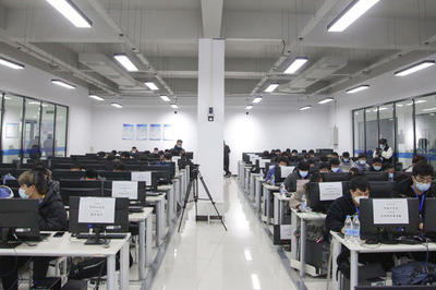 河南省高校信息安全攻防技能大賽在鄭州科技學(xué)院成功舉辦